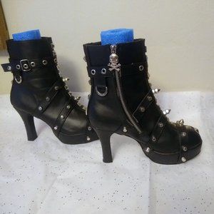 Tripp NYC  Spiked Studded Platform Boots 90s Punk Goth Rock Rare Size 8